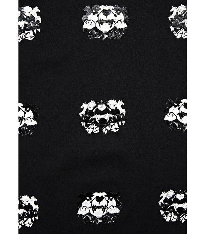 Demons-Black-T-shirt-detail