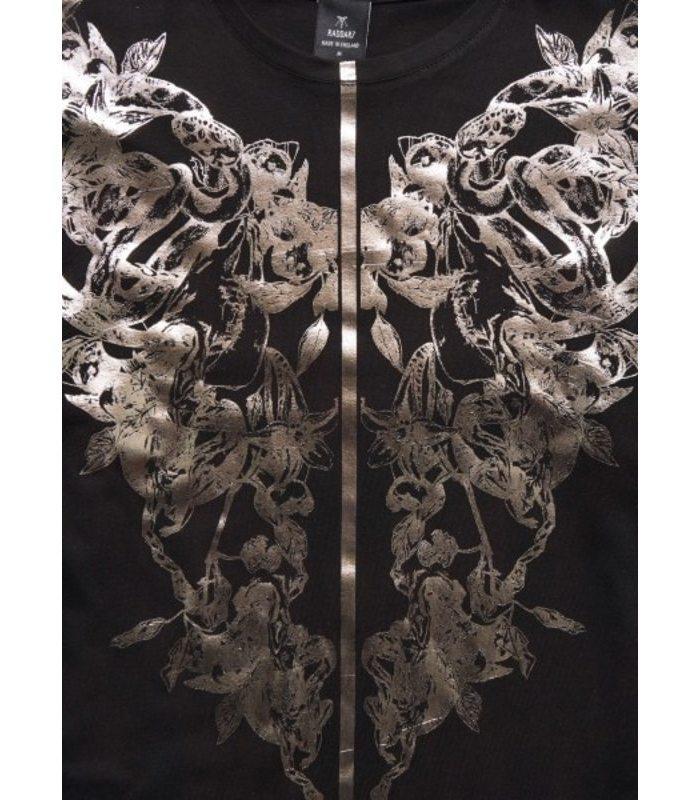 Scorpion-Black-T-shirt-detail