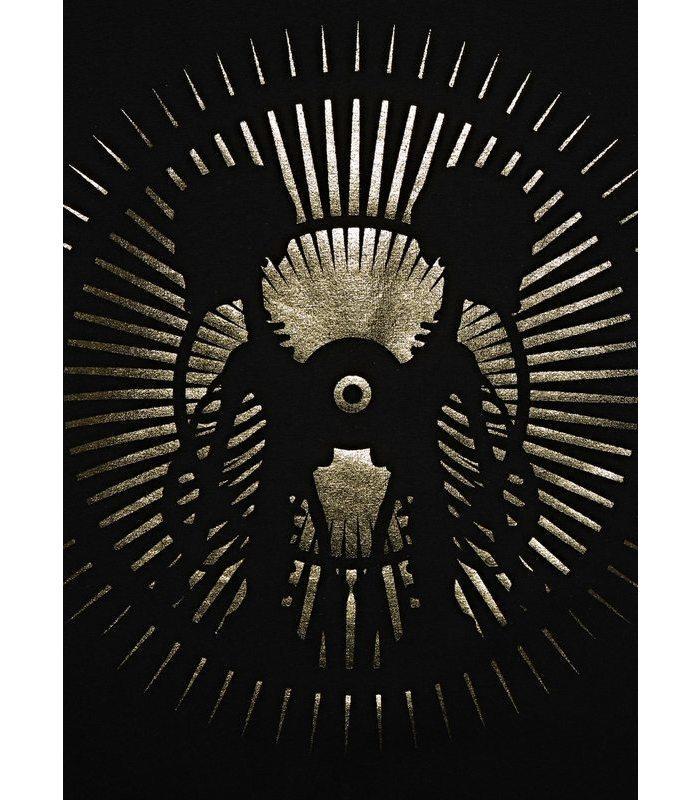 Shadow-Black-T-shirt-detail