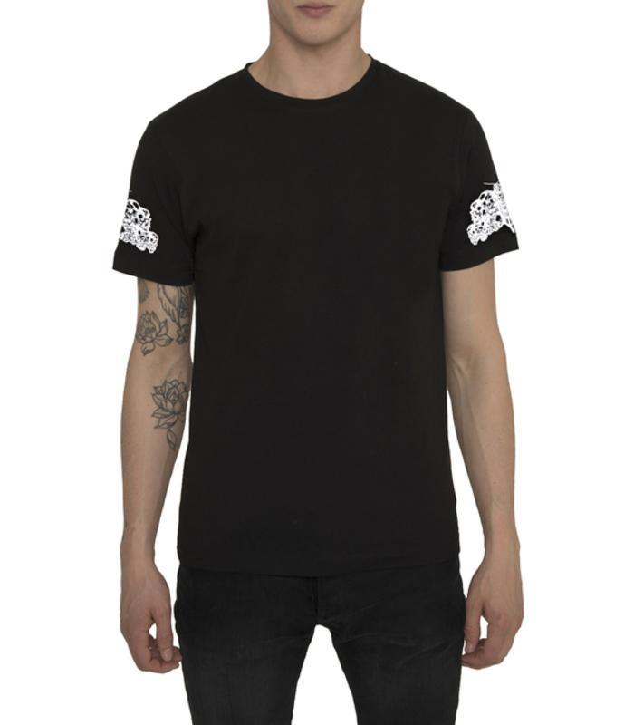 Skull-and-Bones-Black-T-shirt-front