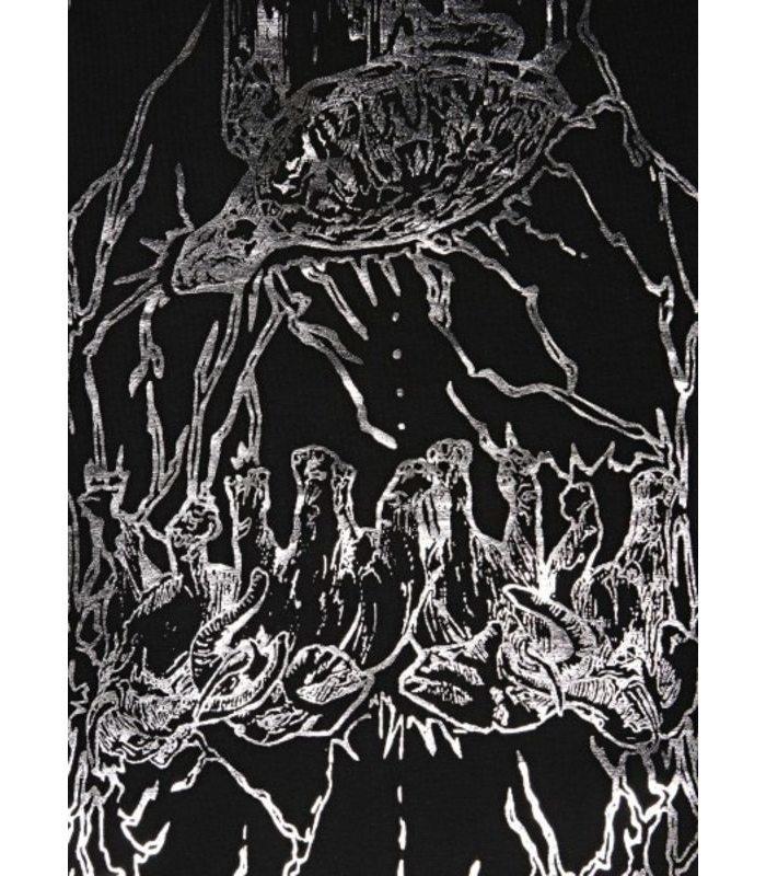 Universe-Black-T-shirt-detail